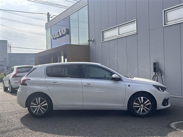 PEUGEOT 308 2019 Image 31