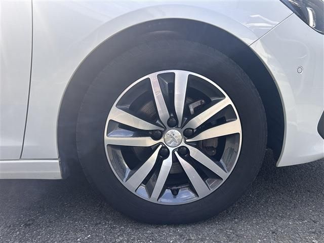 PEUGEOT 308 2019 Image 31