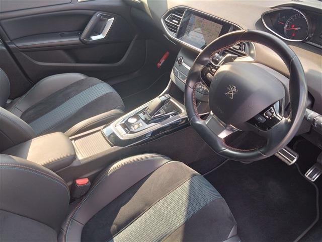 PEUGEOT 308 2019 Image 31