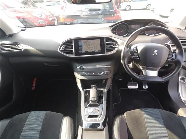 PEUGEOT 308 2019 Image 31