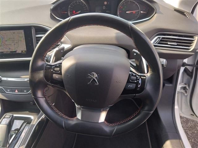 PEUGEOT 308 2019 Image 31