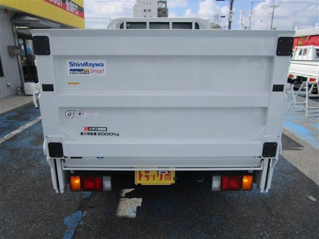 ISUZU  2019 Image 31