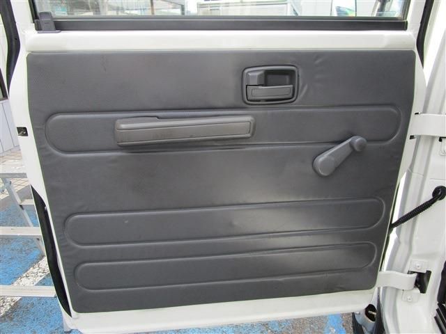 ISUZU  2019 Image 31