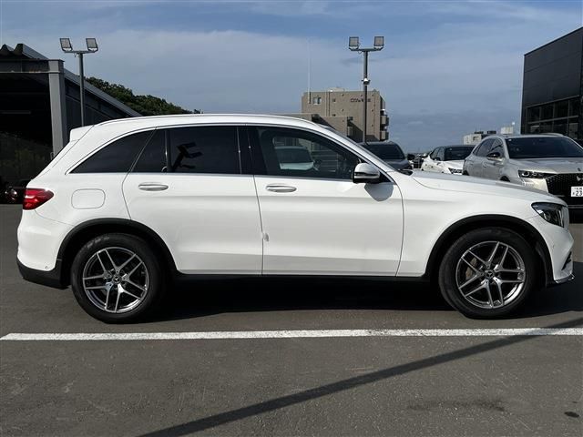 MERCEDES BENZ GLC CL 2019 Image 31