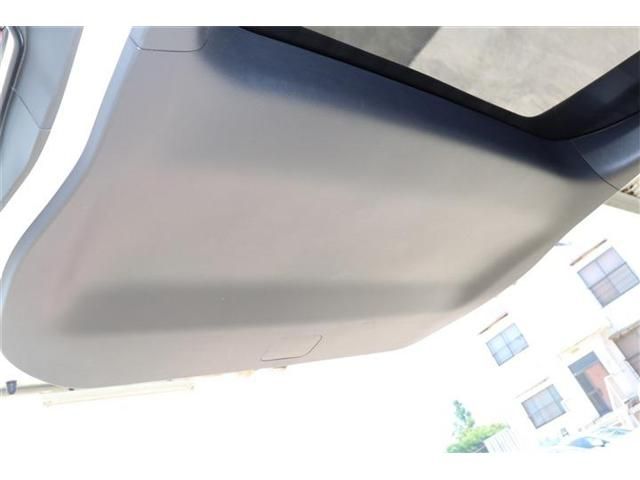 TOYOTA NOAH HYBRID 2023 Image 31