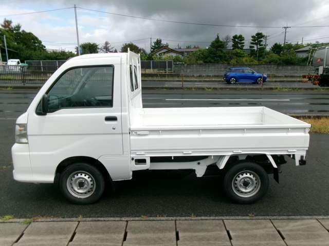 DAIHATSU HIJET TRUCK 4WD 2013 Image 31
