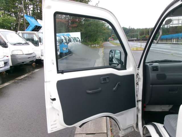 DAIHATSU HIJET TRUCK 4WD 2013 Image 31