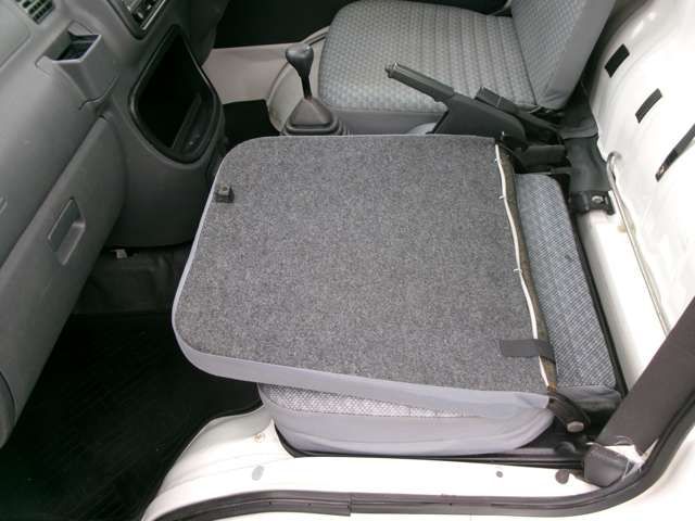 DAIHATSU HIJET TRUCK 4WD 2013 Image 31