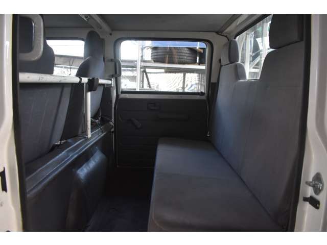 ISUZU ELF 2013 Image 31