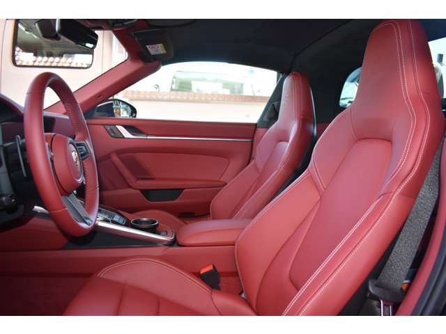 PORSCHE 911 2025 Image 31