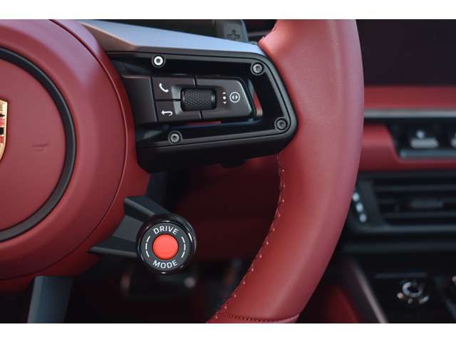 PORSCHE 911 2025 Image 31