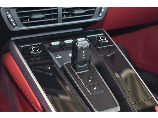 PORSCHE 911 2025 Image 31