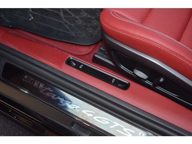 PORSCHE 911 2025 Image 31