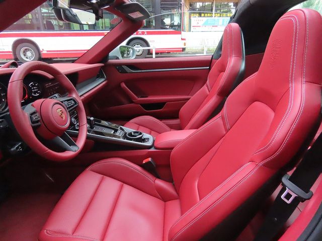 PORSCHE 911 2024 Image 31