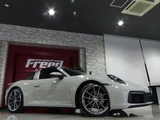 PORSCHE 911 2024 Image 31