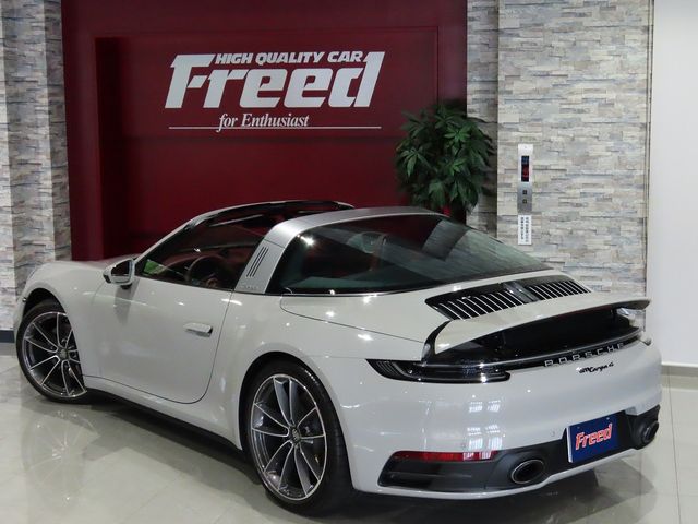 PORSCHE 911 2024 Image 31