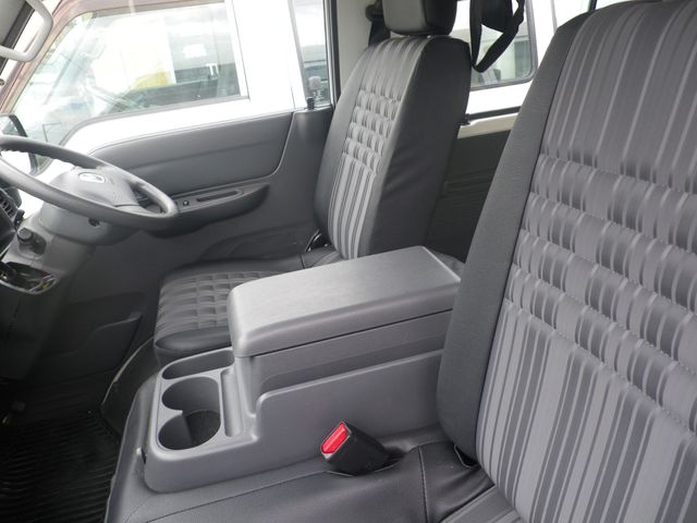MAZDA BONGO VAN 2WD 2019 Image 31