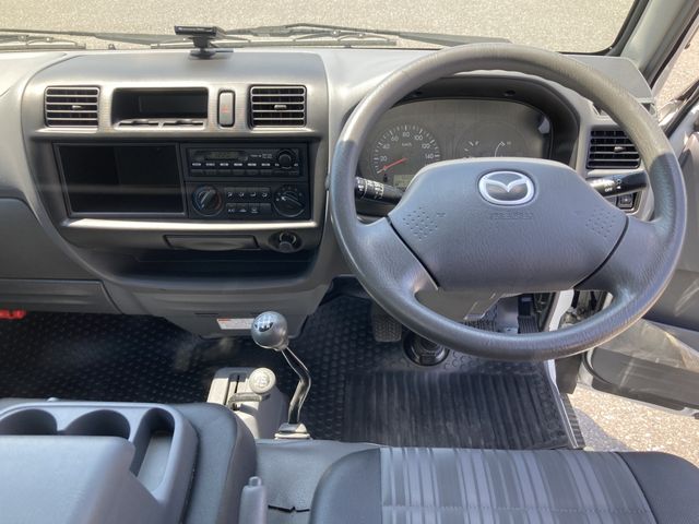 MAZDA BONGO TRUCK 4WD 2018 Image 31