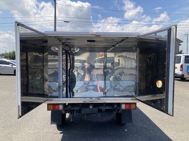 MAZDA BONGO TRUCK 4WD 2018 Image 31