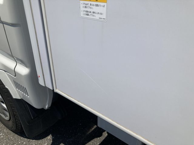 MAZDA BONGO TRUCK 4WD 2018 Image 31
