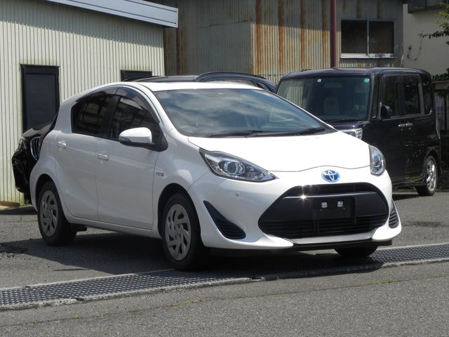 TOYOTA AQUA 2019 Image 31