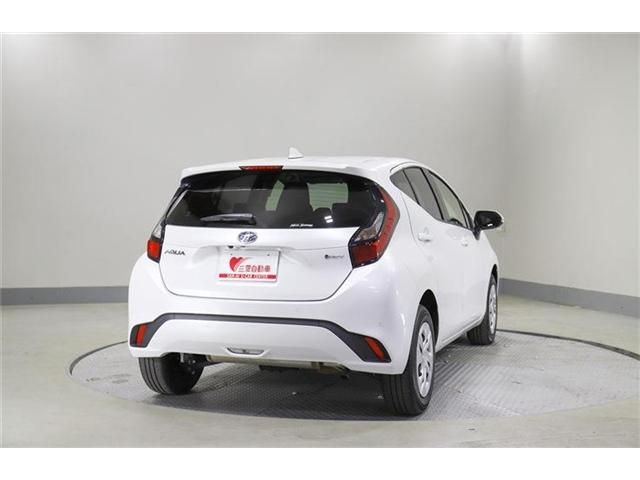 TOYOTA AQUA 2024 Image 31