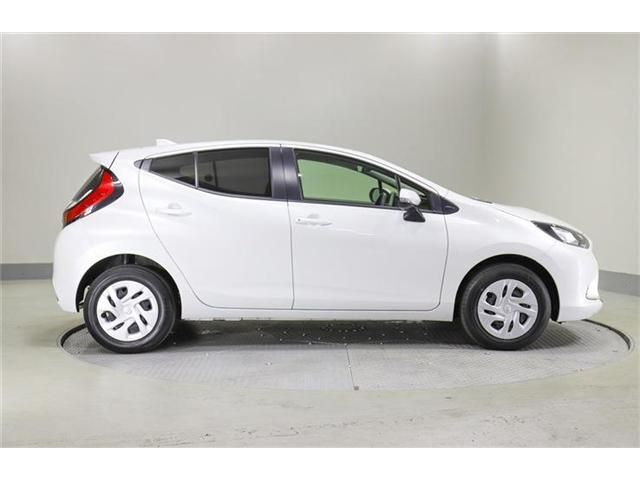 TOYOTA AQUA 2024 Image 31