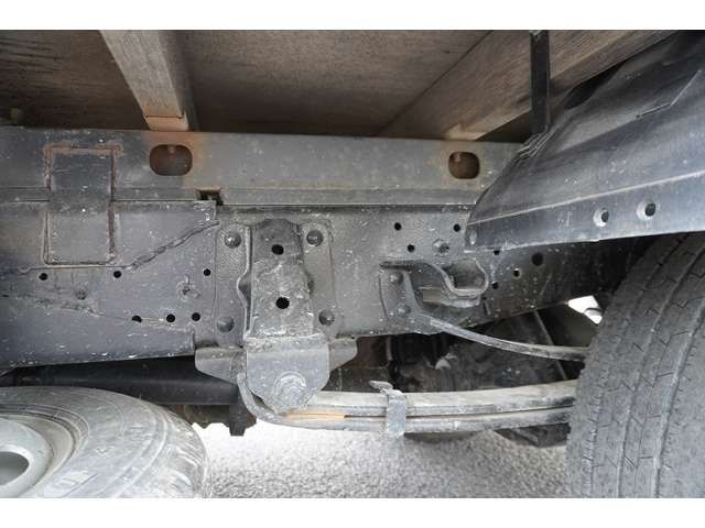 ISUZU ELF 2018 Image 31