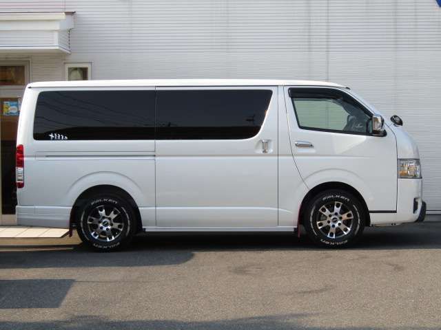 TOYOTA HIACE VAN 2WD 2023 Image 31