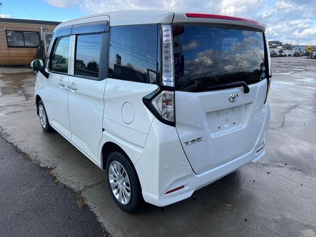 TOYOTA TANK 2019 Image 31