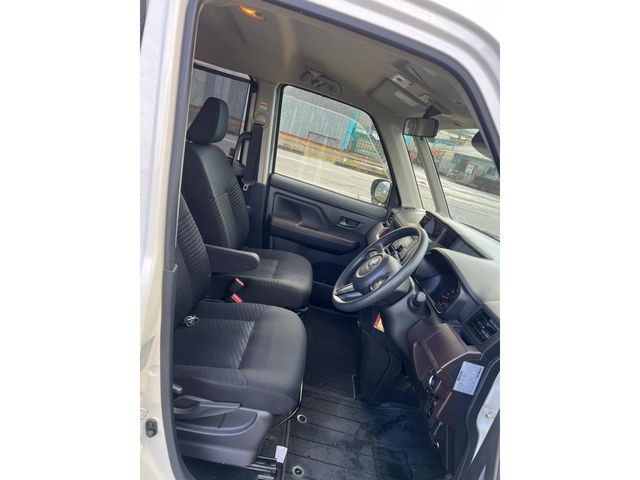 TOYOTA TANK 2019 Image 31