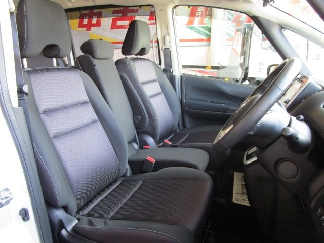 NISSAN SERENA  S-HYBRID 4WD 2018 Image 31