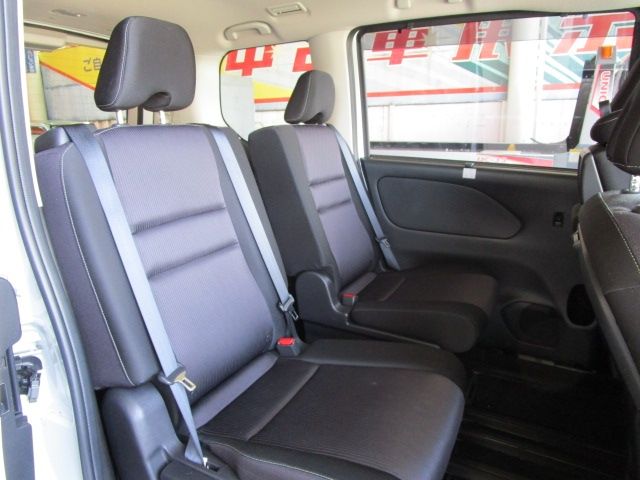 NISSAN SERENA  S-HYBRID 4WD 2018 Image 31