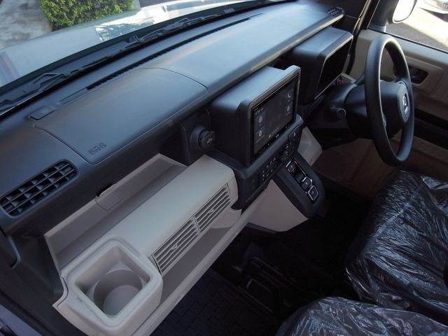 HONDA N-VAN E: 2024 Image 31