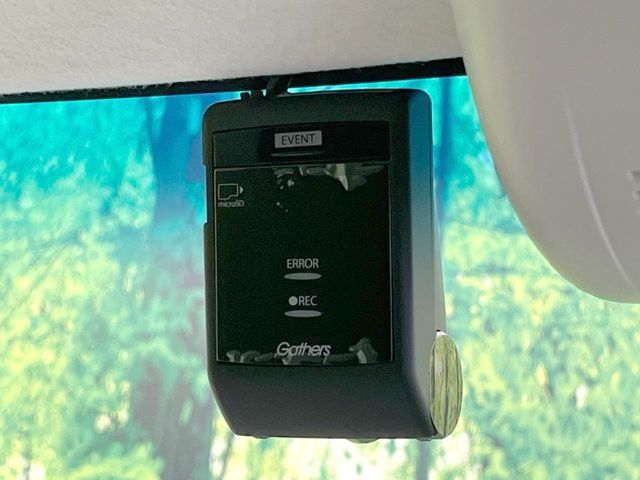 HONDA N BOX 2020 Image 31