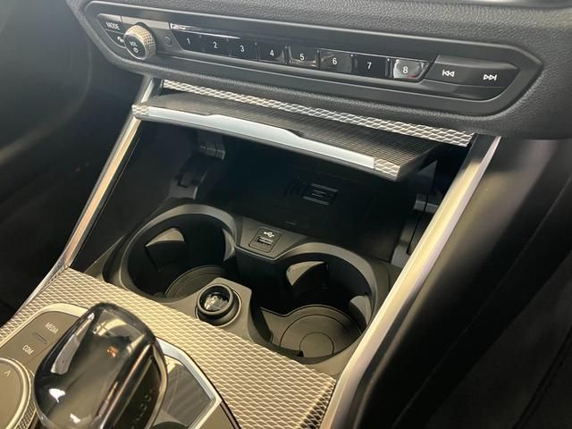 BMW 3SERIES SEDAN 2019 Image 31