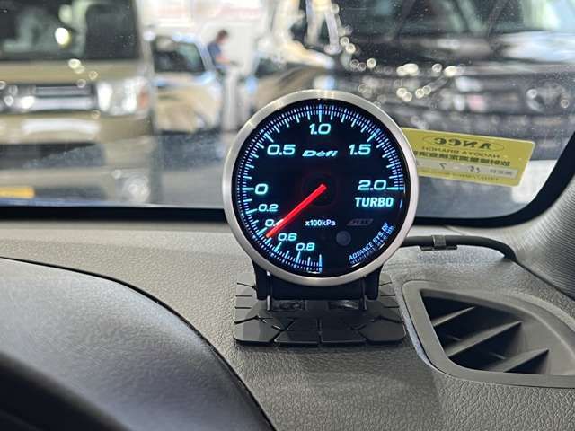 SUBARU IMPREZA WRX 5DOOR 2013 Image 31