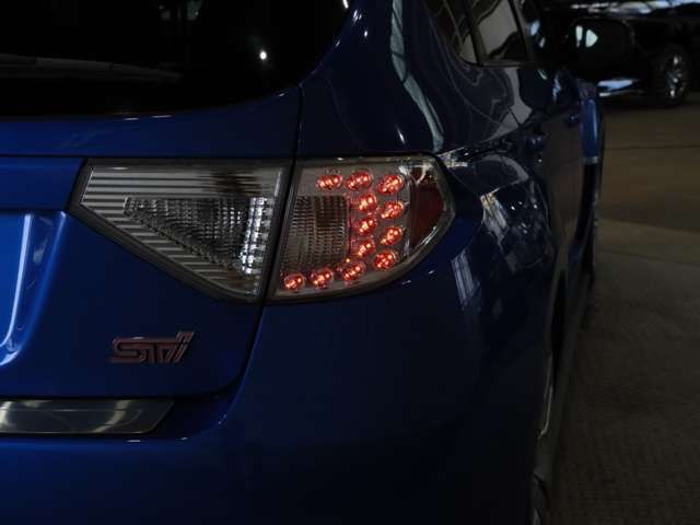 SUBARU IMPREZA WRX 5DOOR 2013 Image 31