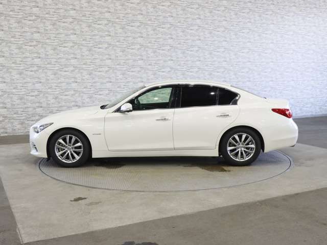 NISSAN SKYLINE HYBRID 2017 Image 31