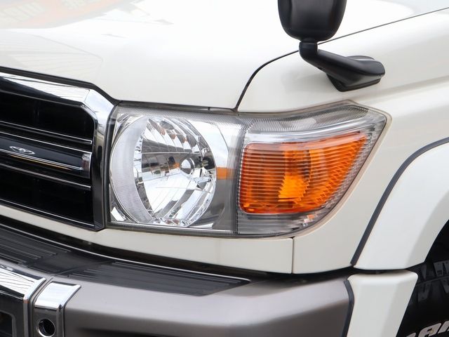 TOYOTA LANDCRUISER VAN 2015 Image 31