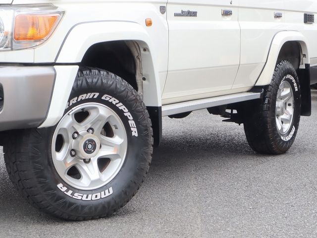 TOYOTA LANDCRUISER VAN 2015 Image 31