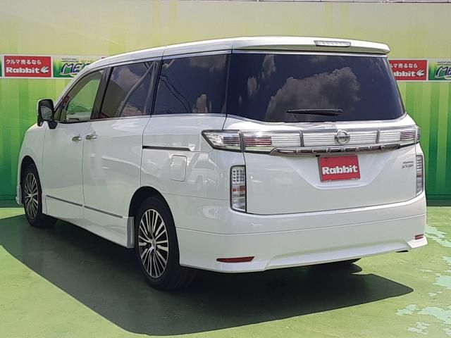 NISSAN ELGRAND 2018 Image 31