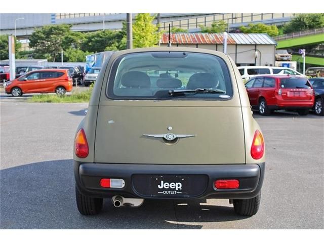 CHRYSLER PT CRUISER 2004 Image 31