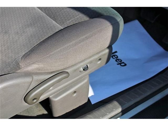 CHRYSLER PT CRUISER 2004 Image 31