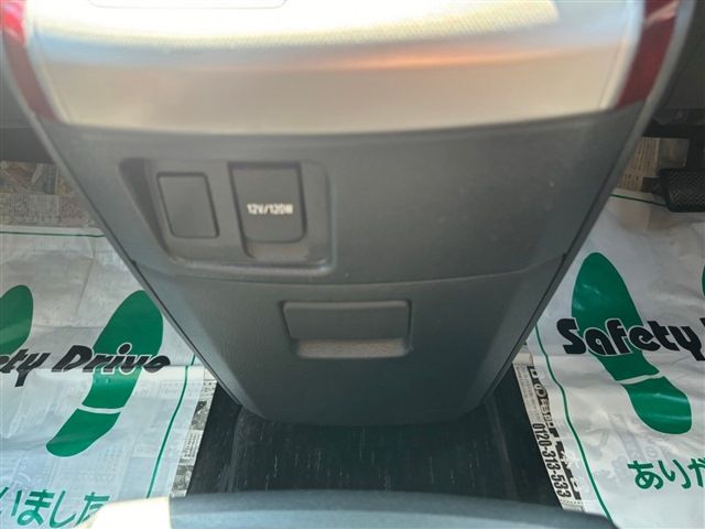 TOYOTA ALPHARD 4WD 2010 Image 31