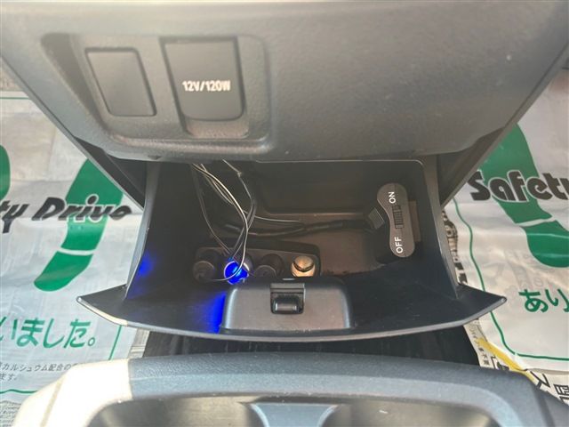 TOYOTA ALPHARD 4WD 2010 Image 31