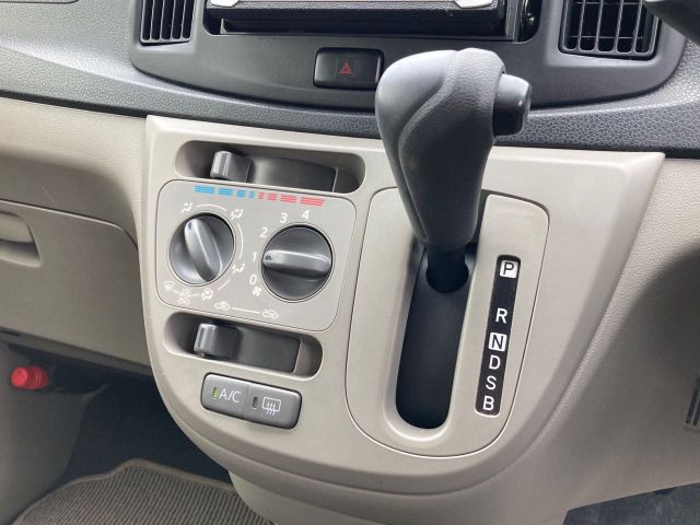 DAIHATSU MIRA E:S 2012 Image 31