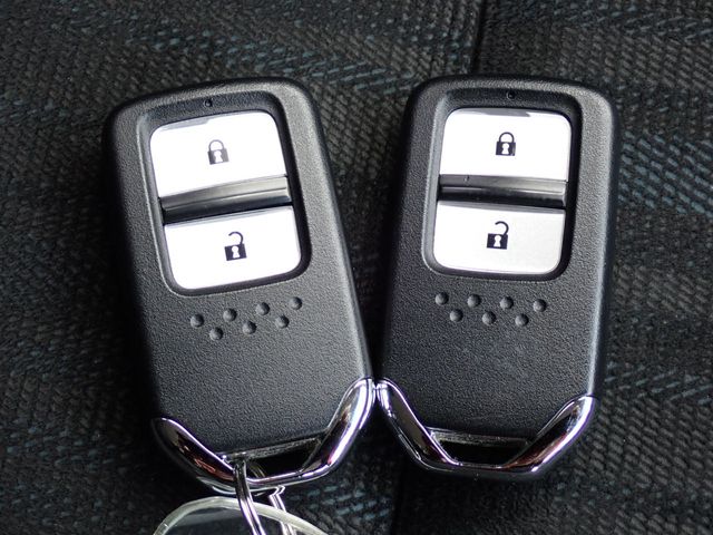 HONDA SHUTTLE HYBRID 2022 Image 31