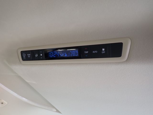 TOYOTA ALPHARD HYBRID 4WD 2020 Image 31