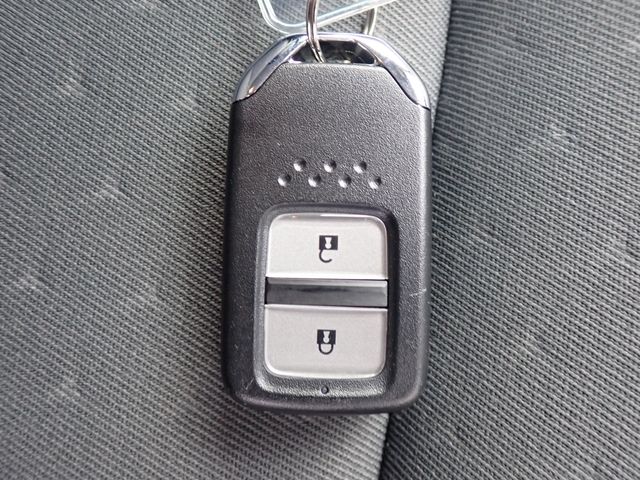 HONDA FIT E:HEV 4WD 2022 Image 31